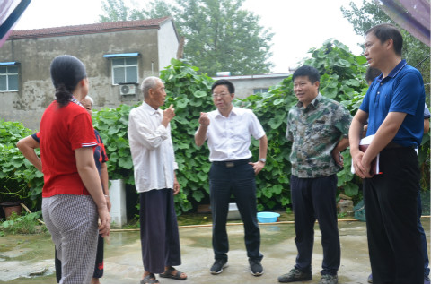 芮耀宏赴潘集镇调研